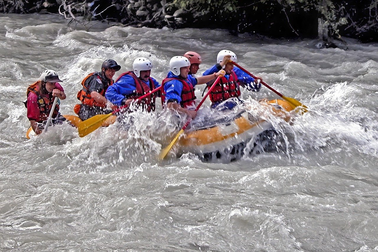 Water Adventures: Kayaking and Rafting in Greek Rivers Water Adventures: Kayaking and Rafting in Greek Rivers